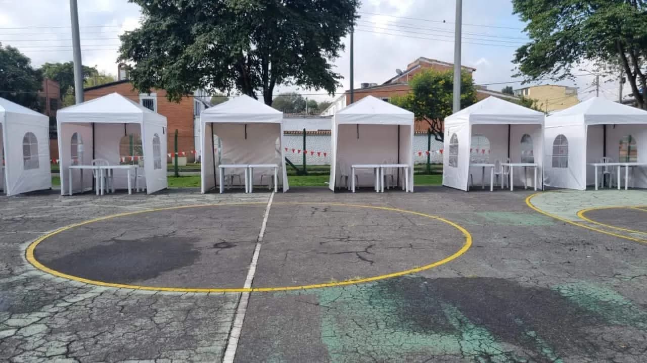 imagen de carpas cuatro aguas